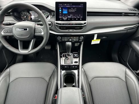 New 2026 Jeep Compass Trailhawk AWD/4WD image 10