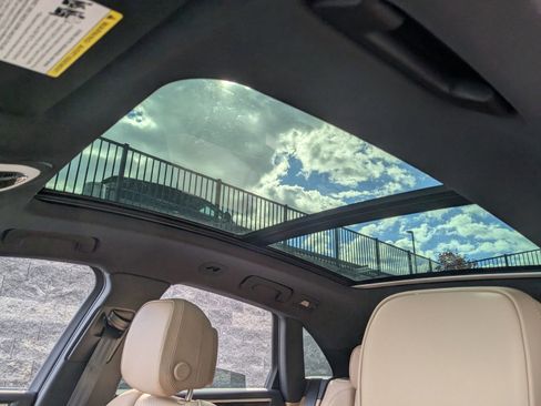 New 2026 Porsche Macan image 28