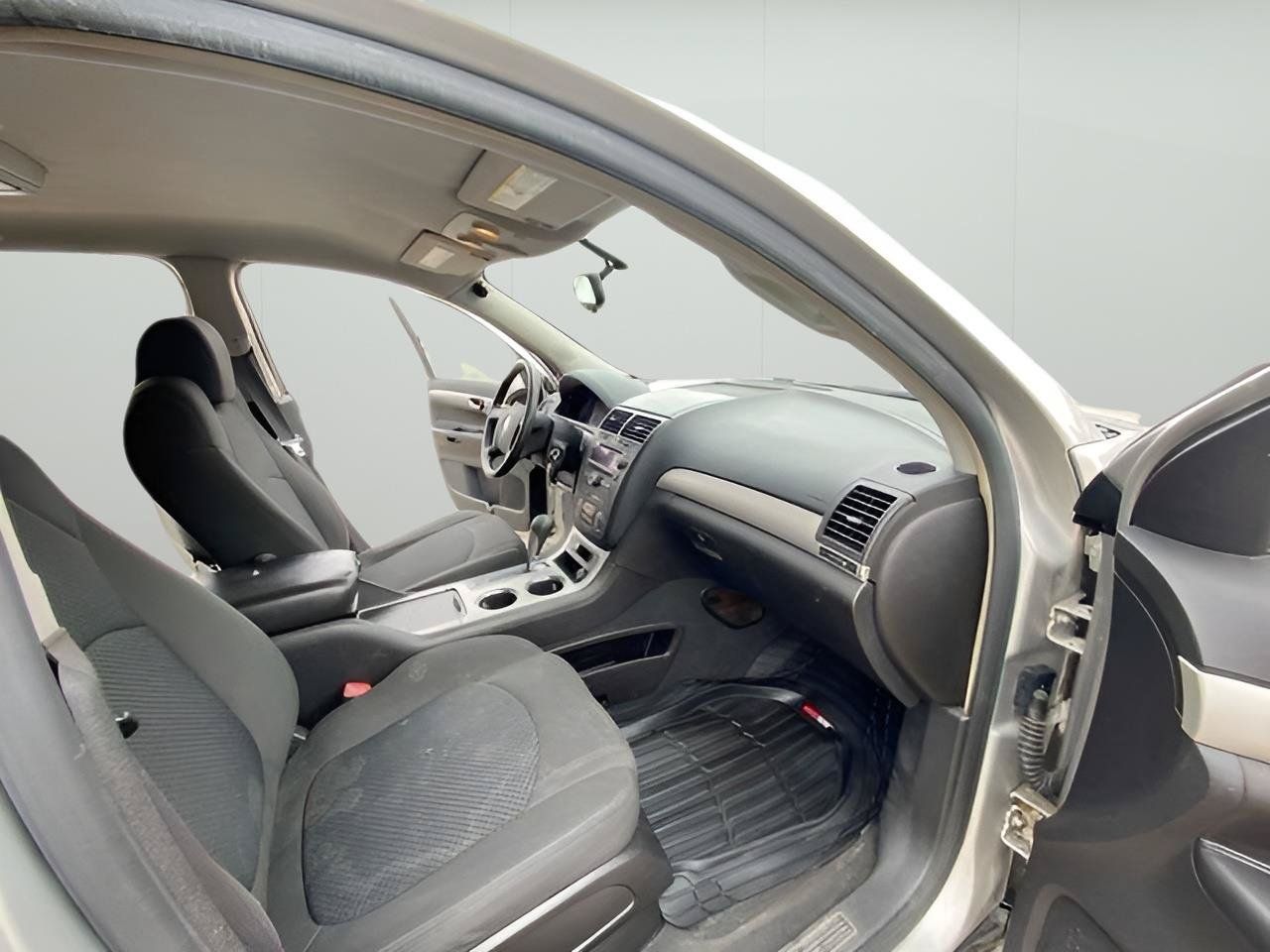 Used 2007 Saturn Outlook XE w/ Advanced Audio Pkg FWD image 43