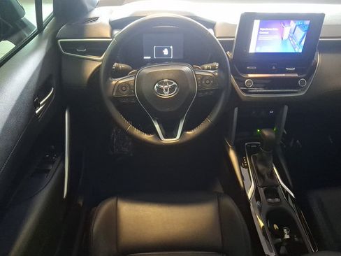 Used 2025 Toyota Corolla Cross AWD Hybrid w/ Convenience Package image 11