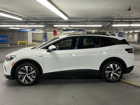 Certified 2023 Volkswagen ID.4 Pro image 33