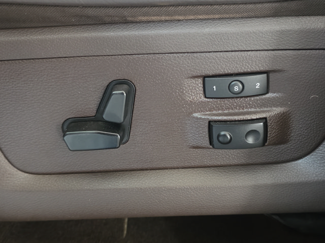 Used 2011 RAM 1500 Laramie Longhorn w/ Protection Group AWD/4WD image 13
