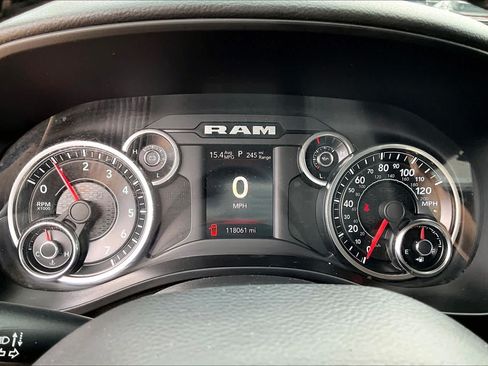 Used 2019 RAM 1500 Big Horn RWD image 25