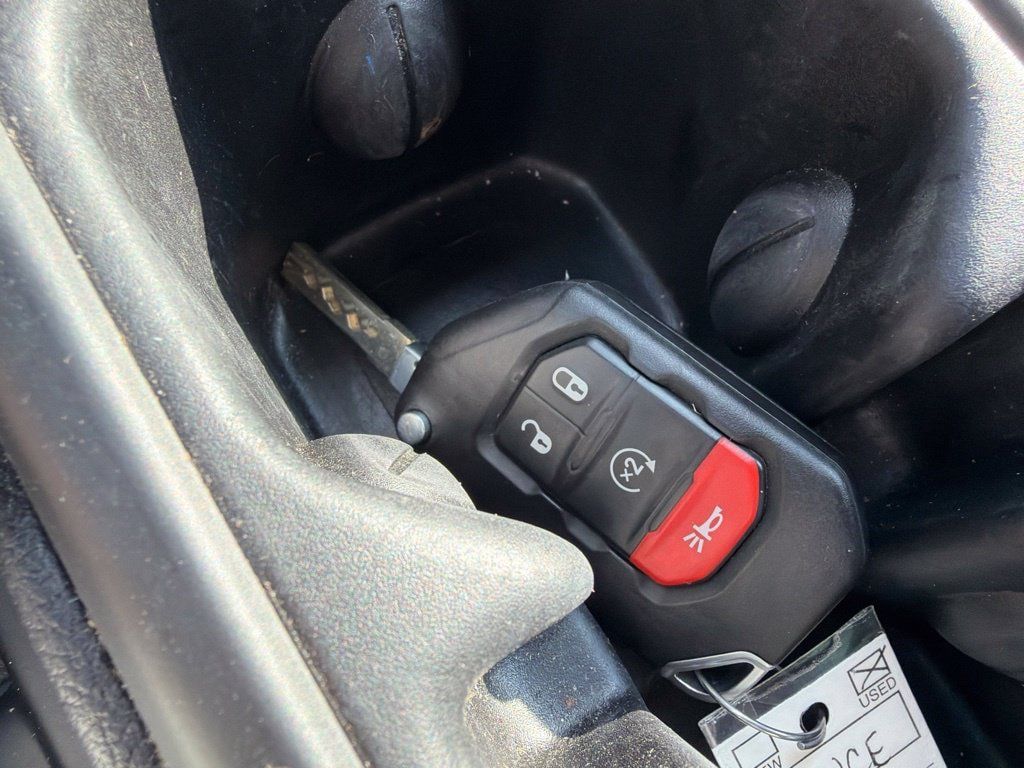 Used 2021 Jeep Wrangler Unlimited Sahara AWD/4WD image 28