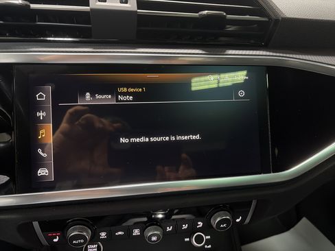 Used 2023 Audi Q3 2.0T Premium image 20