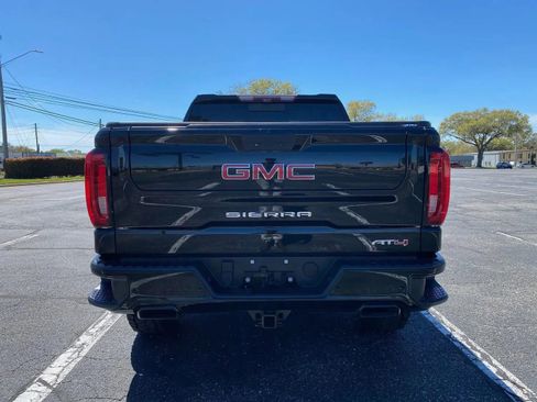 Used 2020 GMC Sierra 1500 AT4 w/ AT4 Premium Package image 7