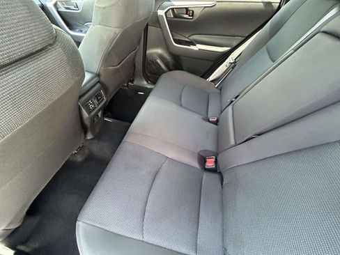 Used 2025 Toyota RAV4 LE AWD/4WD image 11