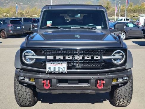 Used 2022 Ford Bronco Wildtrak image 8