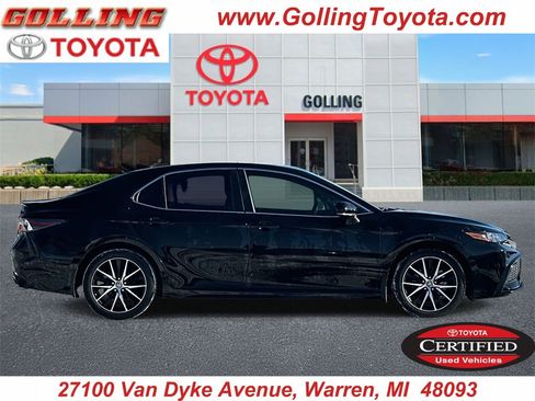 Certified 2024 Toyota Camry SE image 6