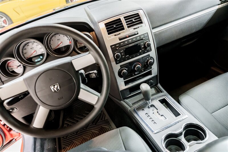 Used 2008 Dodge Charger SE RWD image 25