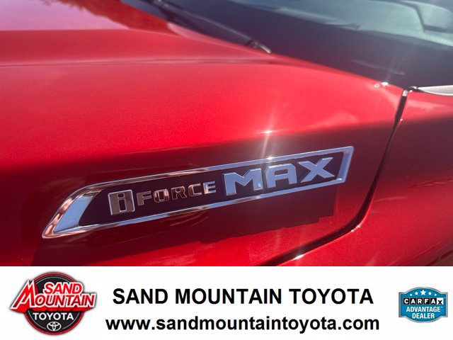 Used 2023 Toyota Sequoia Capstone AWD/4WD image 8