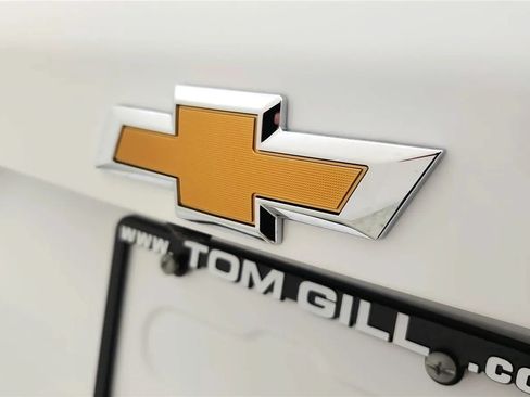 New 2026 Chevrolet Equinox LT AWD/4WD image 16