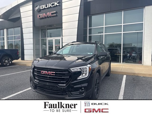 Used 2023 GMC Terrain SLT w/ Tech Package AWD/4WD image 1