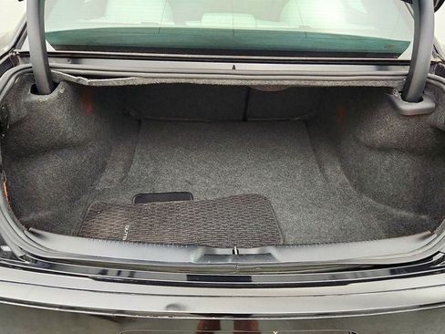 Used 2020 Chrysler 300 S AWD/4WD image 23