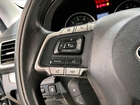 Used 2016 Subaru Forester 2.5i Premium AWD/4WD image 17