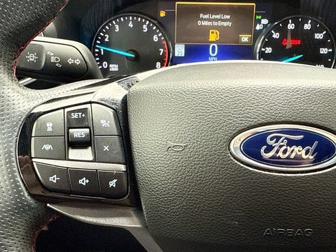 Used 2022 Ford Explorer ST-Line RWD image 11