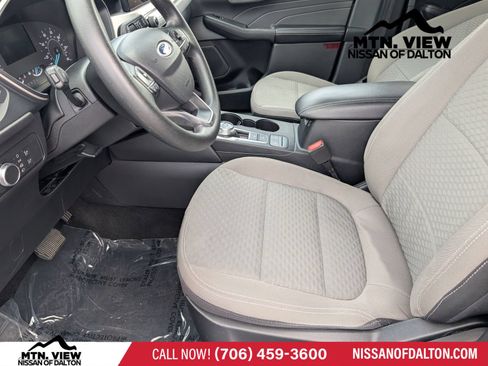 Used 2022 Ford Escape SE FWD image 9