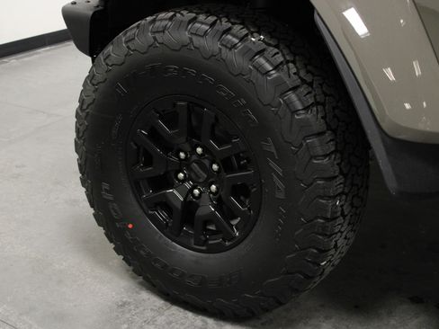 New 2026 Ford Bronco Raptor AWD/4WD image 10