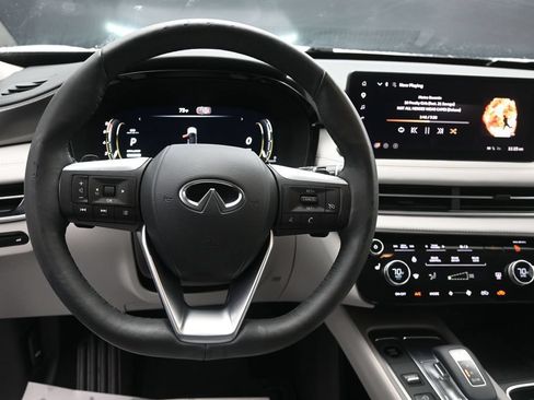 Used 2026 INFINITI QX60 Pure w/ Cargo Package FWD image 18