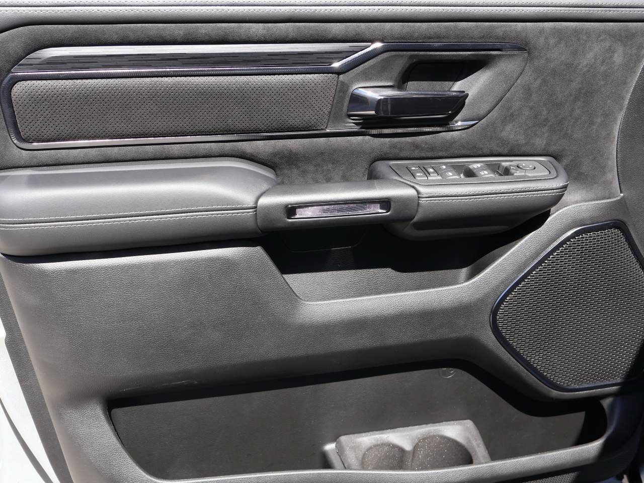 New 2026 RAM 1500 RHO AWD/4WD image 7