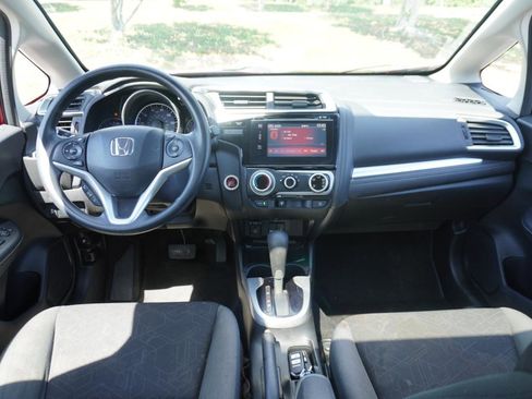 Used 2016 Honda Fit EX image 29