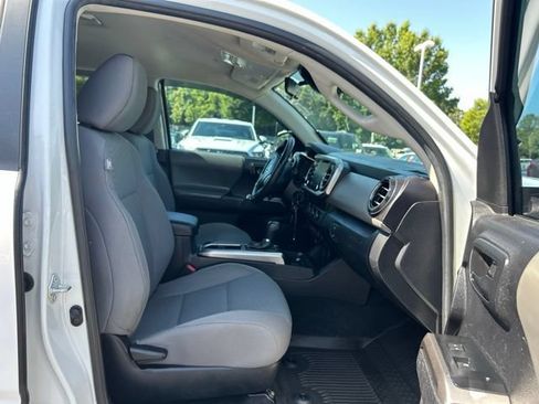 Used 2023 Toyota Tacoma SR5 RWD image 17