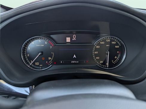 Used 2023 Cadillac XT4 Luxury w/ Cold Weather Package image 33