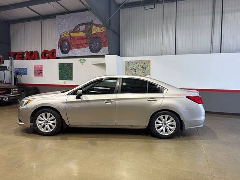 Used 2016 Subaru Legacy 2.5i Premium AWD/4WD image 12