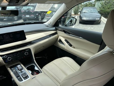 Used 2023 INFINITI QX60 Luxe w/ Vision Package FWD image 16