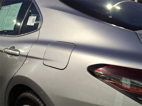 Certified 2023 Toyota Camry LE image 9