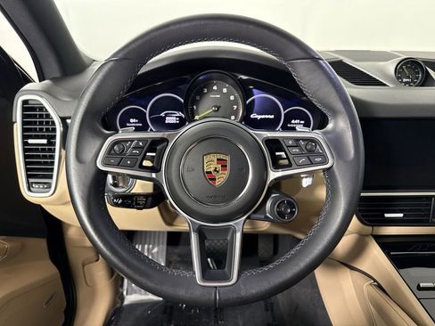 Certified 2021 Porsche Cayenne E-Hybrid AWD/4WD image 36
