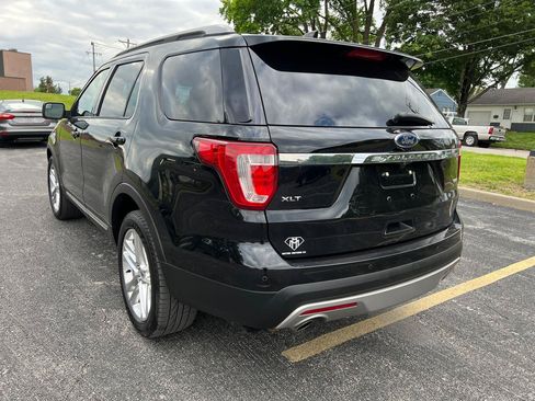 Used 2016 Ford Explorer XLT w/ Equipment Group 202A AWD/4WD image 3