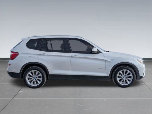 Used 2017 BMW X3 xDrive28i image 7