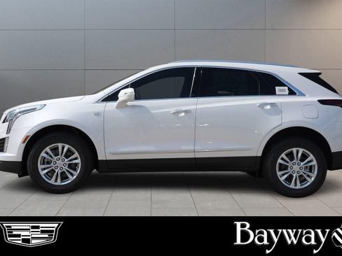 New 2026 Cadillac XT5 Luxury w/ LPO, Floor Liner Package image 4