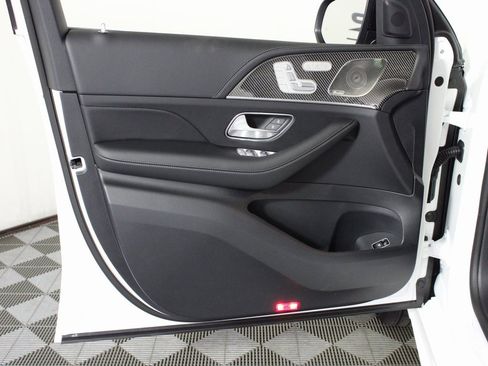 Certified 2025 Mercedes-Benz GLE 53 AMG 4MATIC image 11