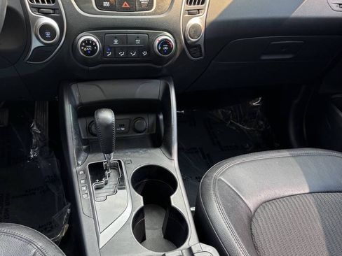 Used 2012 Hyundai Tucson GLS FWD image 25