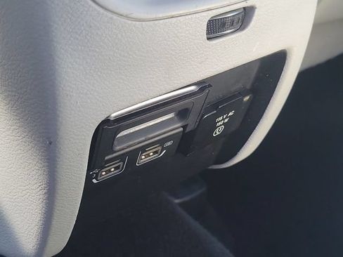 Used 2020 Jeep Cherokee Limited AWD/4WD image 29