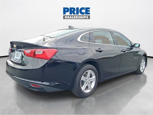 Used 2020 Chevrolet Malibu LS FWD image 5