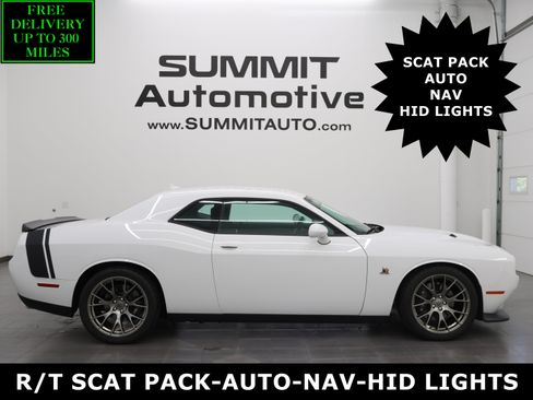 Used 2016 Dodge Challenger R/T Scat Pack RWD image 1