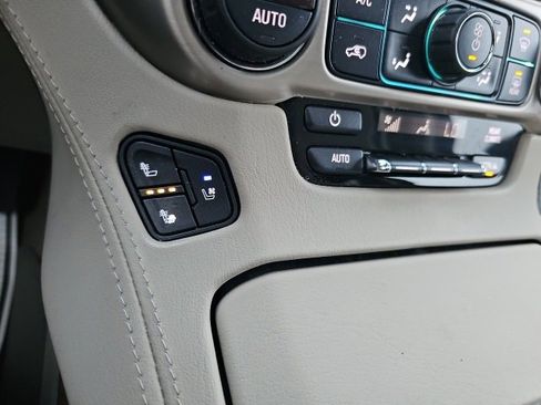 Used 2019 GMC Yukon Denali w/ Denali Ultimate Package image 27