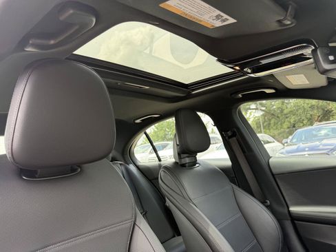 Certified 2025 Mercedes-Benz C 300 4MATIC Sedan image 32