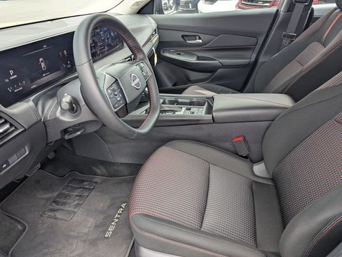 Used 2026 Nissan Sentra SR w/ Floor Mat Package FWD image 28
