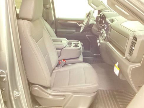 New 2026 GMC Sierra 1500 Elevation image 29