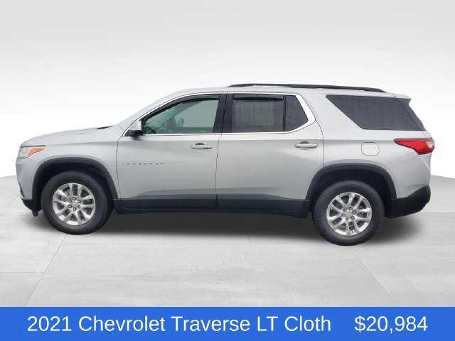 Certified 2021 Chevrolet Traverse LT FWD image 2