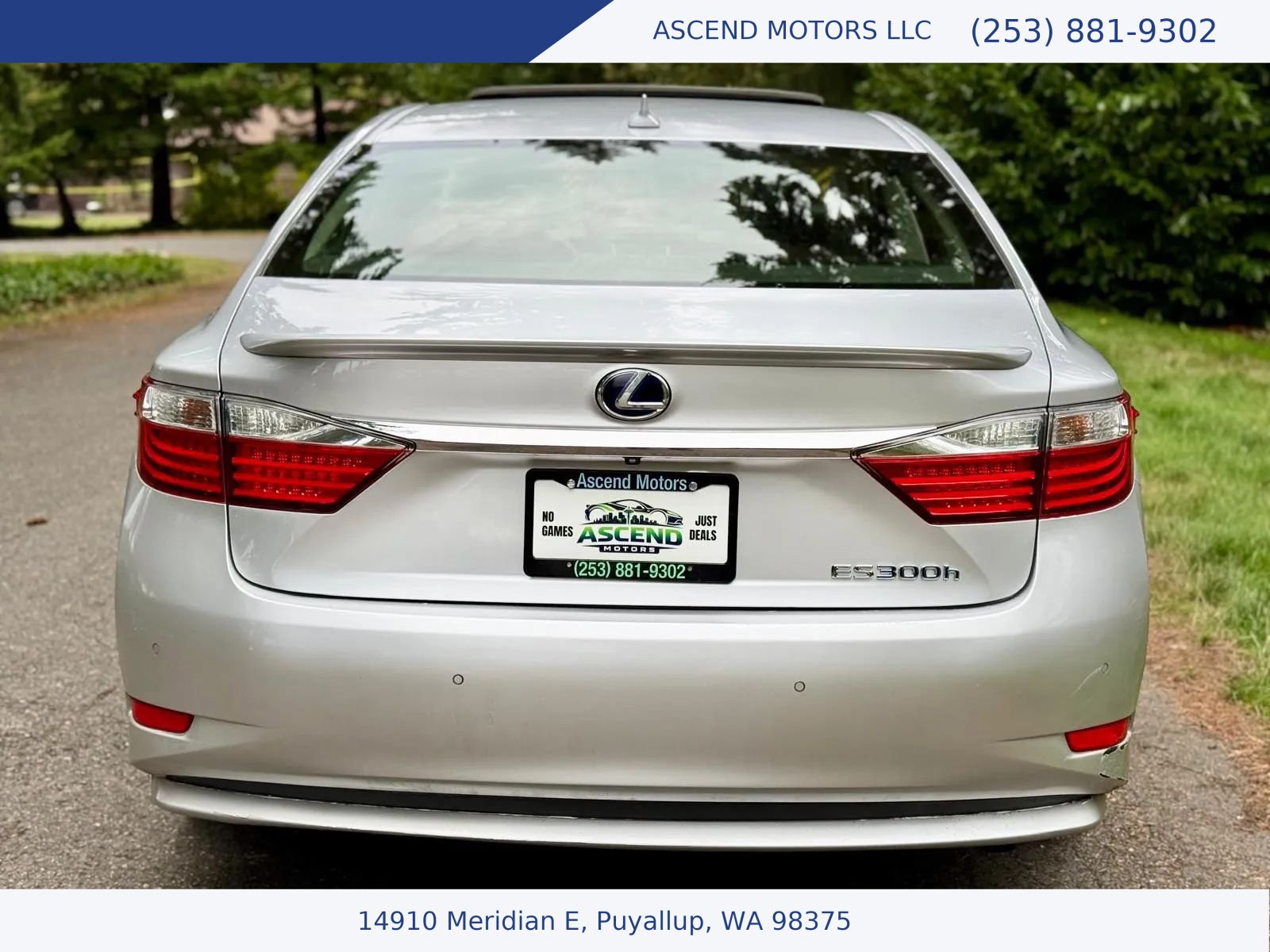 Used 2013 Lexus ES 300h w/ Luxury Pkg FWD image 4