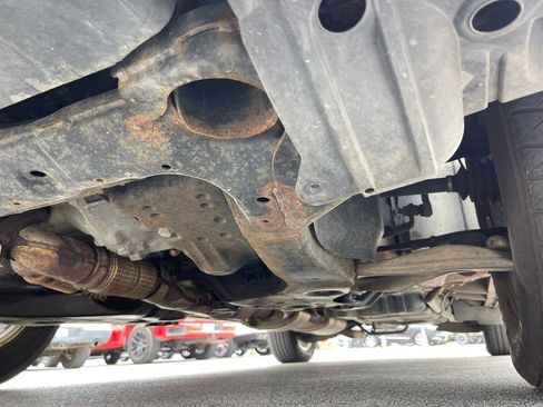 Used 2016 Nissan Pathfinder S image 11