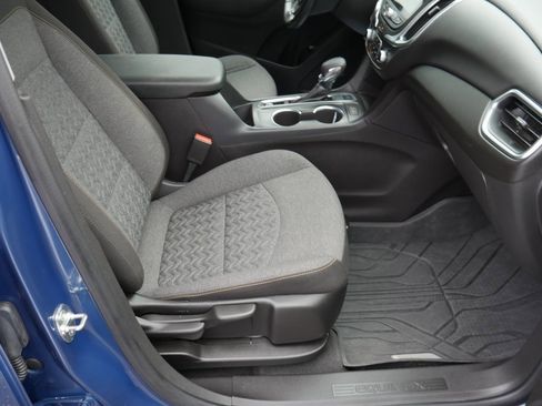 Used 2024 Chevrolet Equinox LT image 21