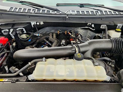 Used 2022 Ford Expedition Limited AWD/4WD image 26