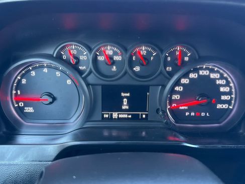 Used 2020 Chevrolet Silverado 2500 Custom w/ Custom Value Package AWD/4WD image 22
