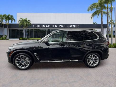 Used 2025 BMW X5 xDrive50e AWD/4WD image 4